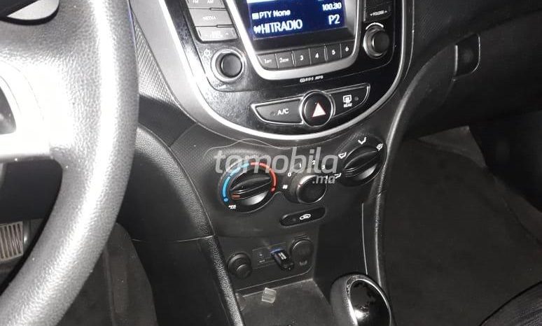 Hyundai Accent Occasion 2015 Diesel 130000Km Casablanca #92041 plein