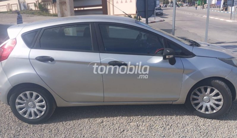 Ford Fiesta   Essence 200000Km Taza #112619